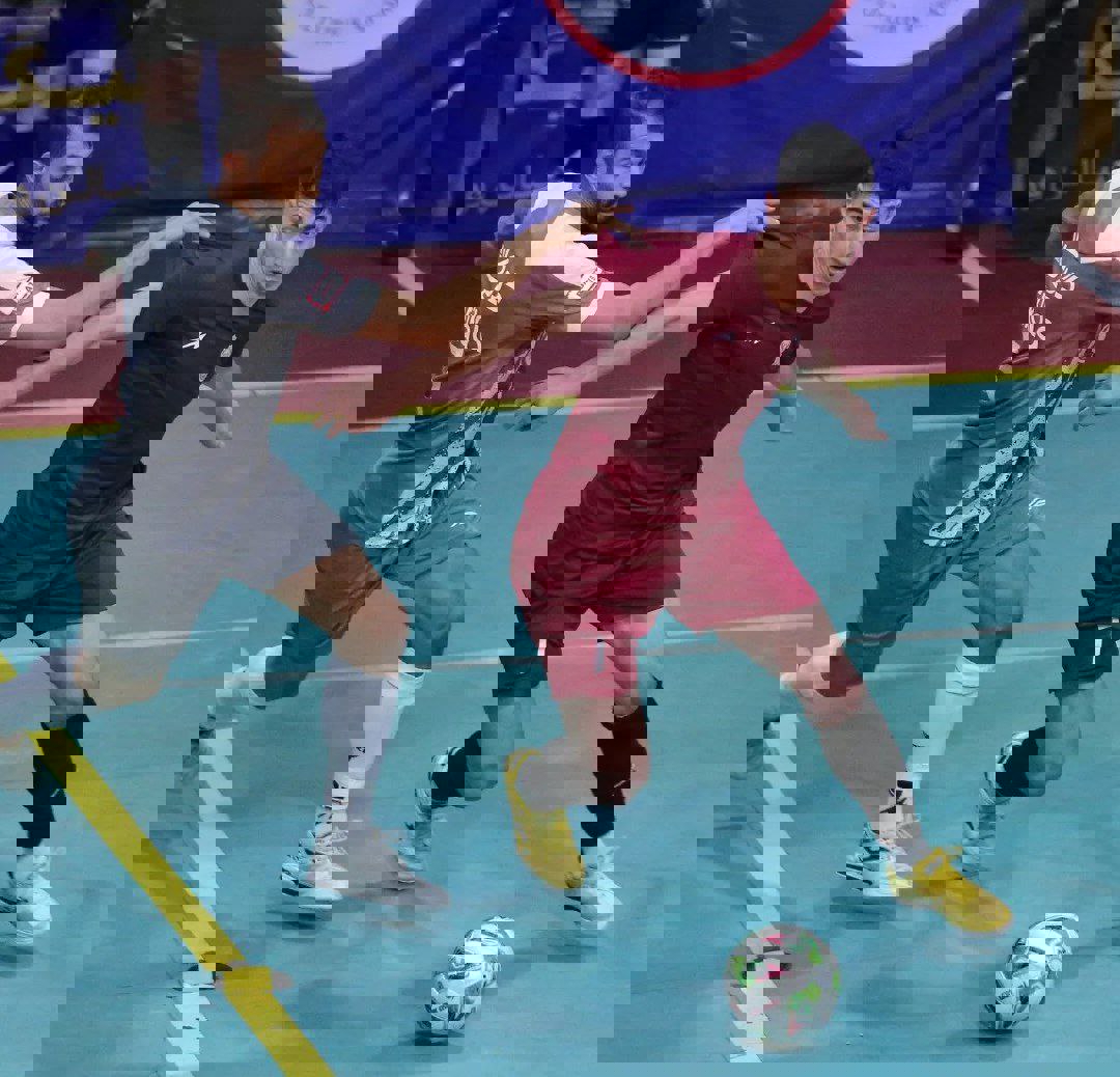 2196160