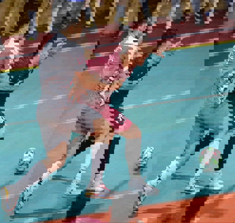 2196159