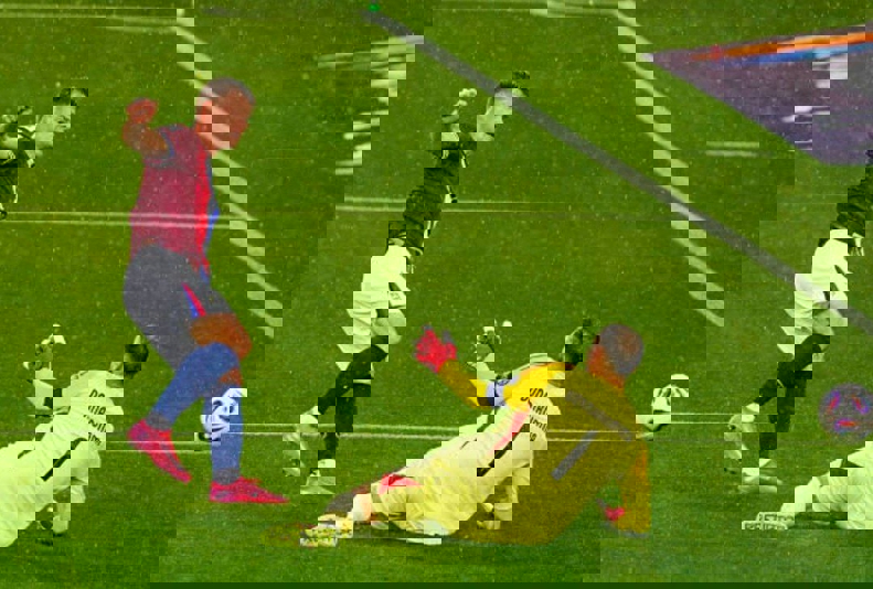 2196184