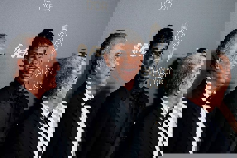 2196213