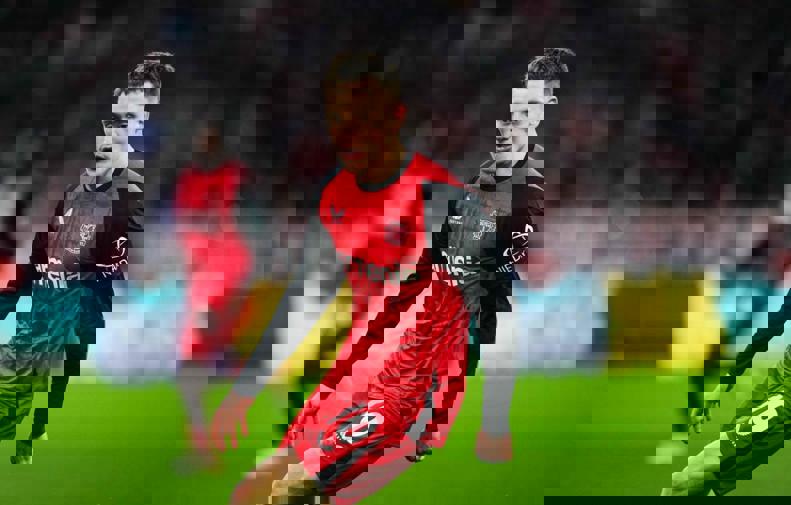 2196282