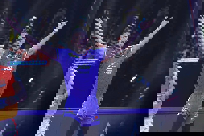 2196309