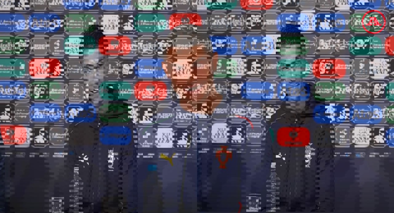 2196379