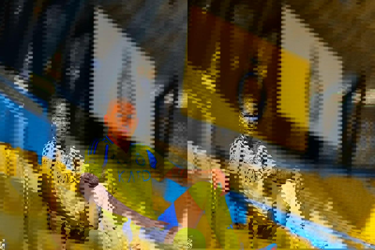 2196366