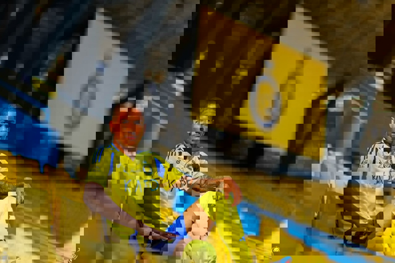 2196366