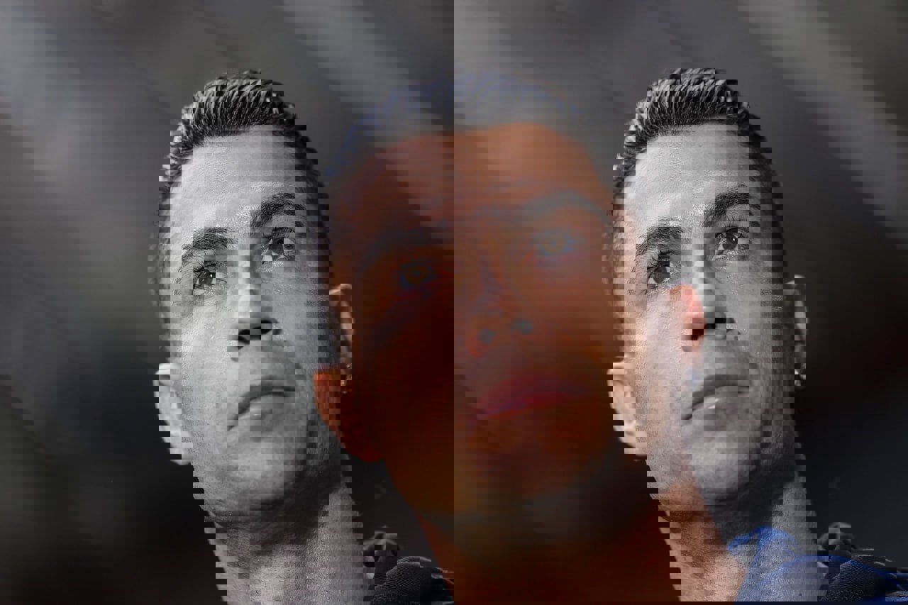 2196330