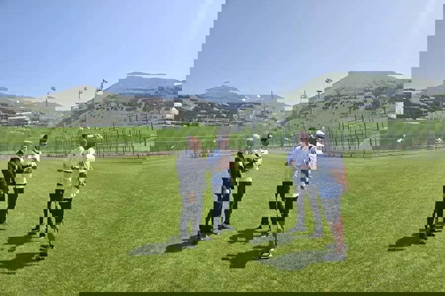 2196383
