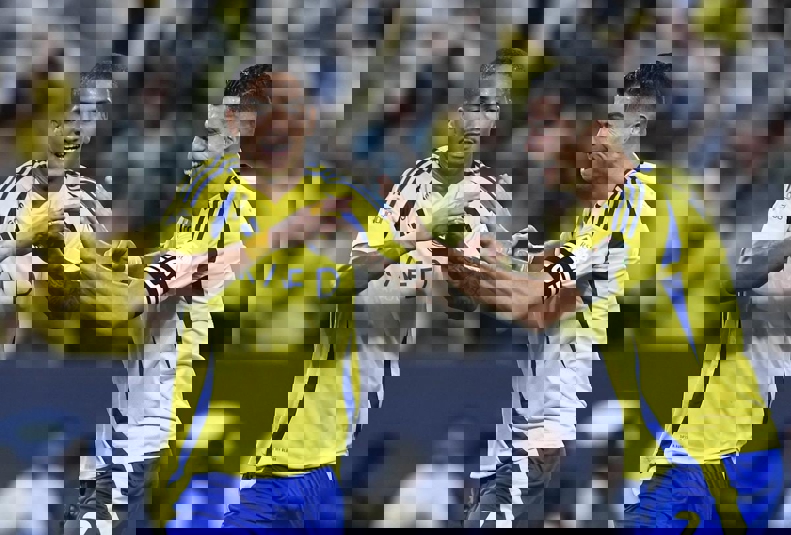 2196367