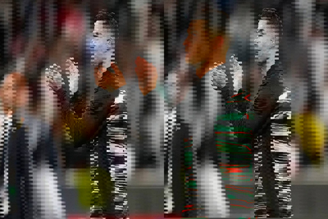 2196329