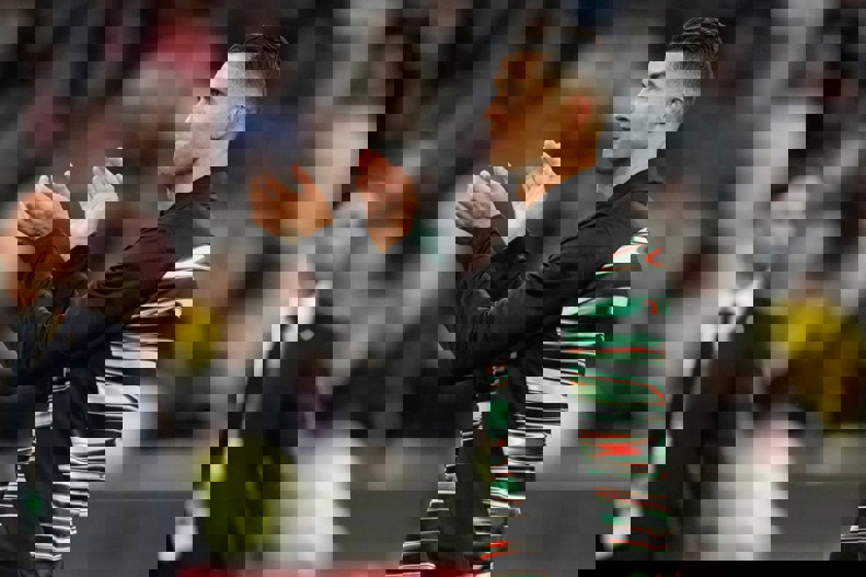 2196329