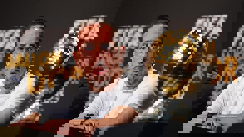 2196438