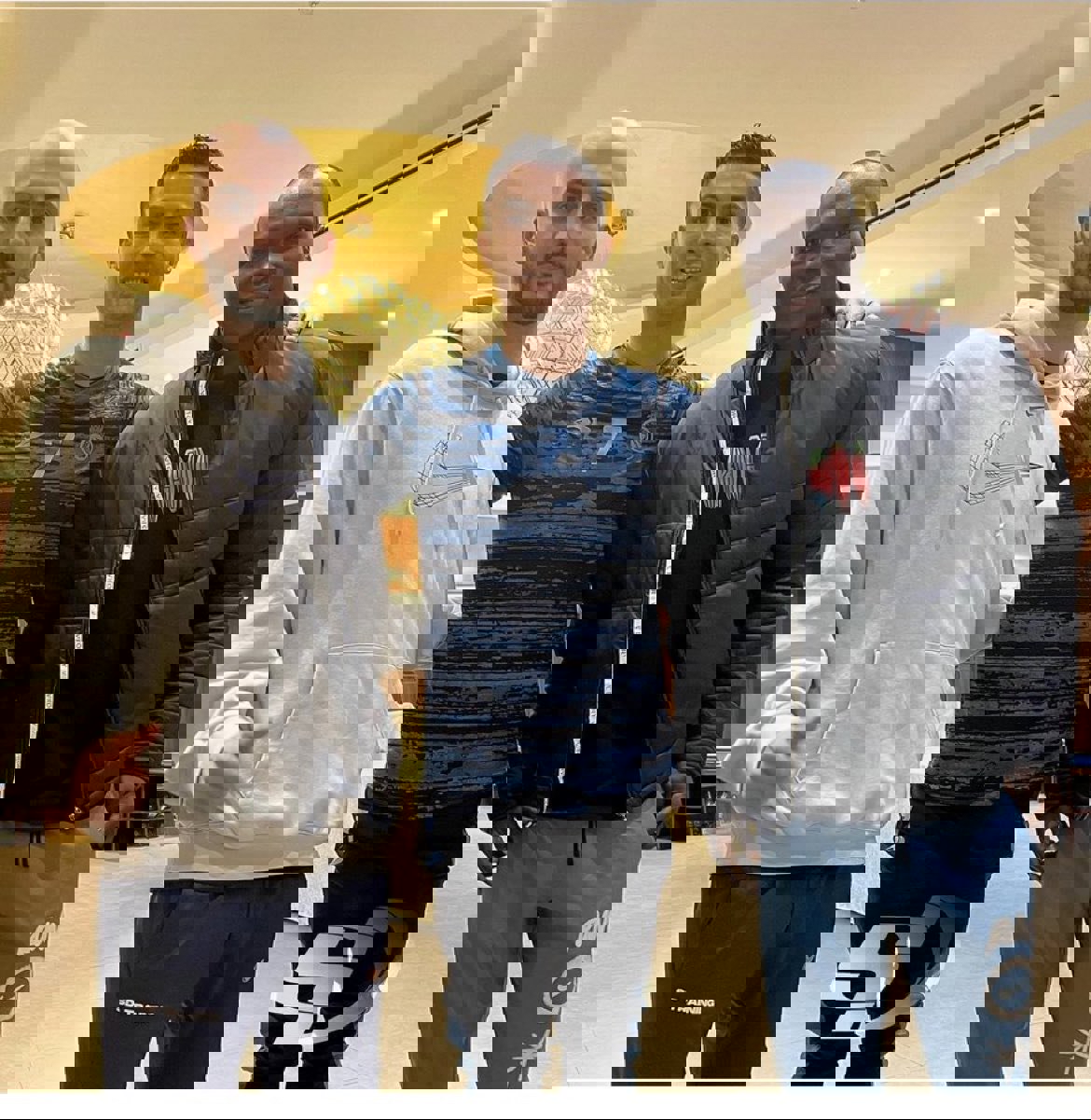2196578
