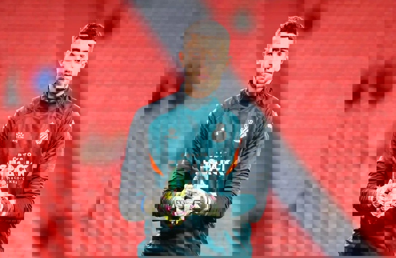 2196721