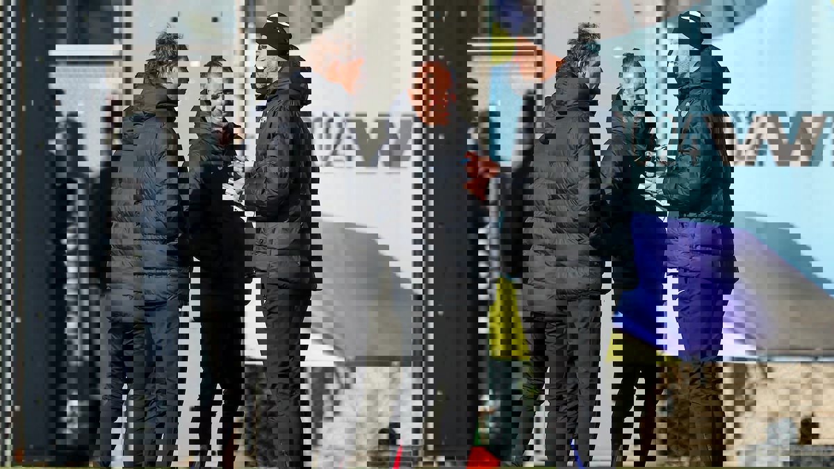 2196733