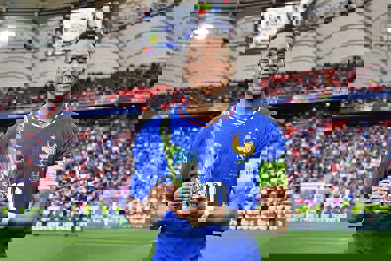 2196782