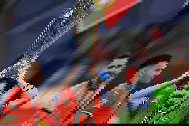 2197025