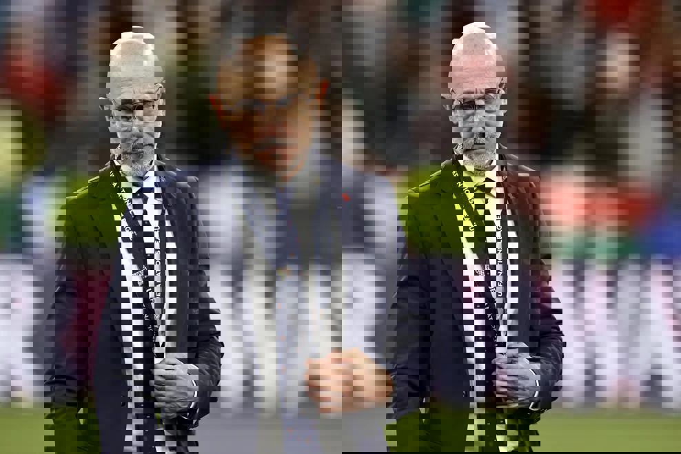 2197027