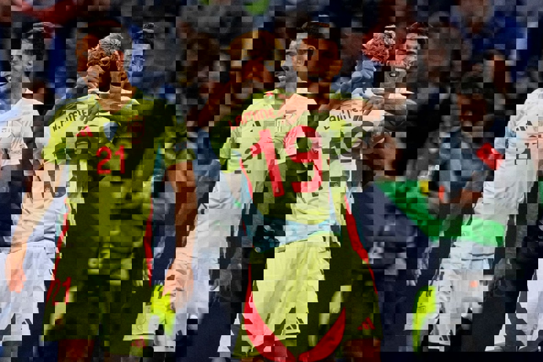 2197091