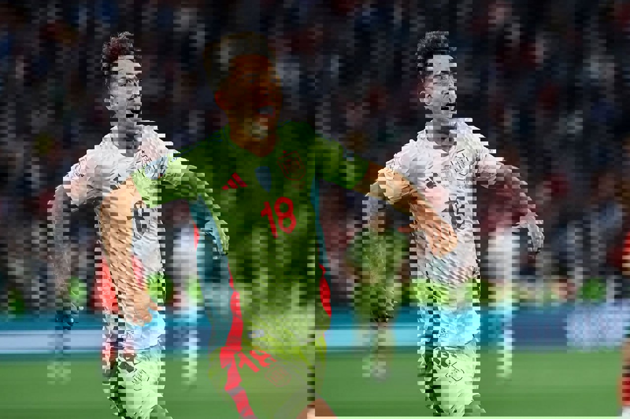 2197092