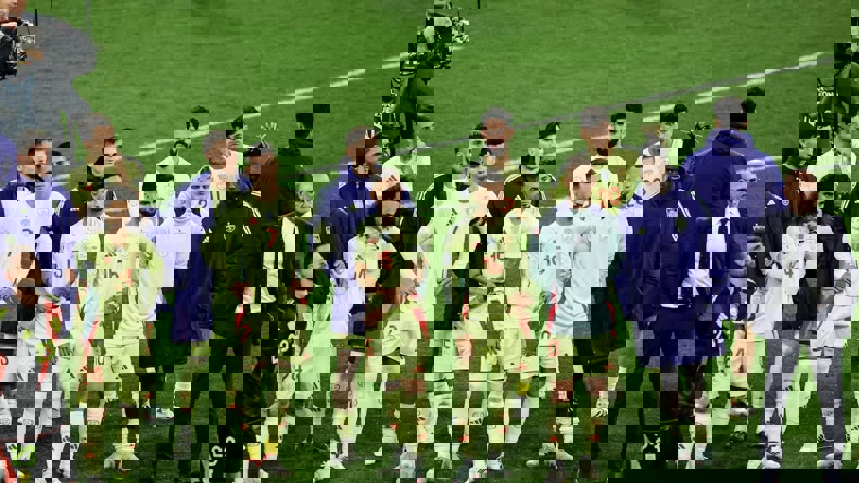 2197083