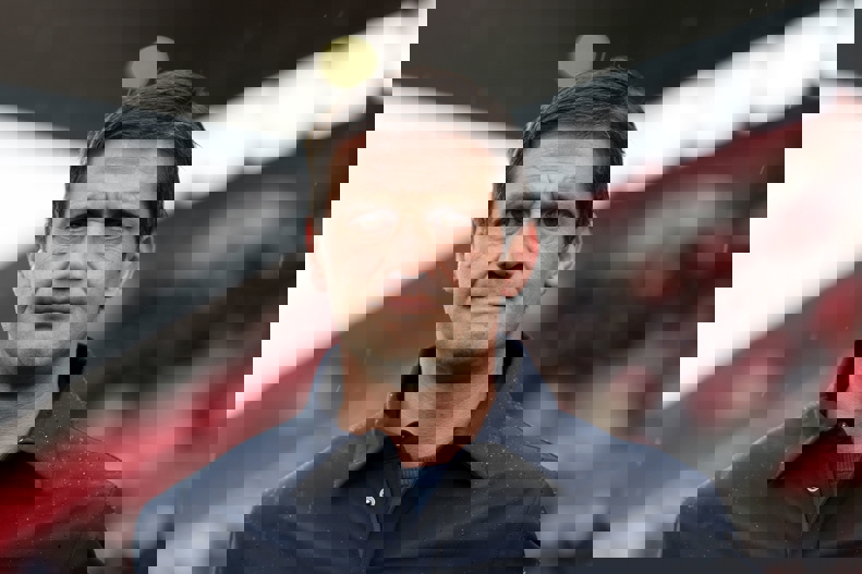 2197077