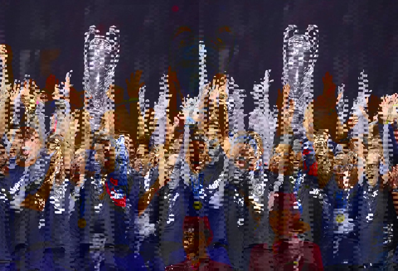 2197477