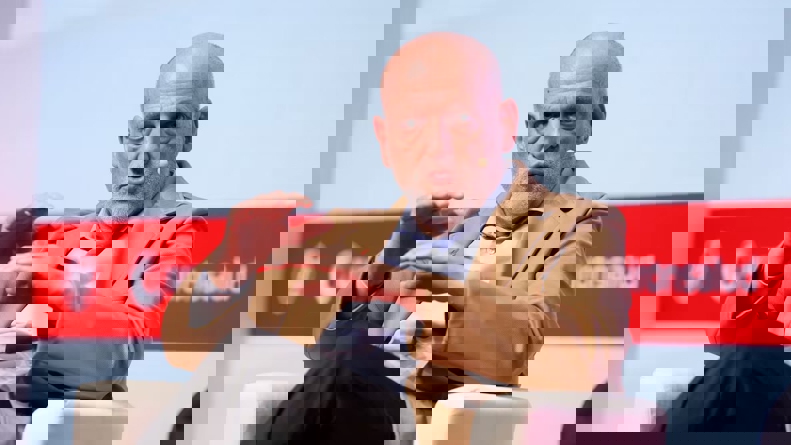 2197559
