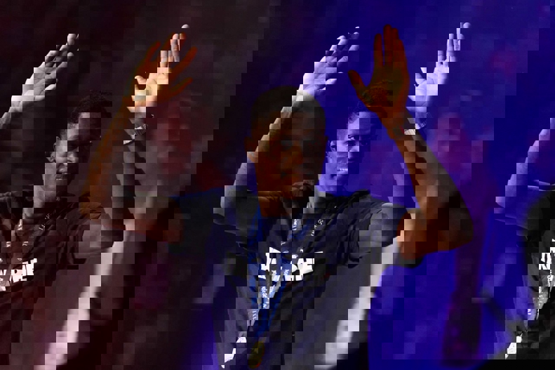 2197493