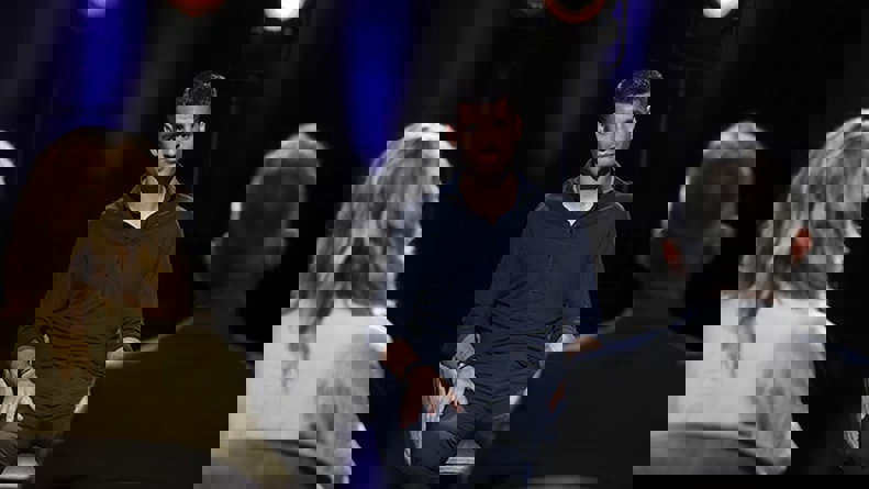 2197704