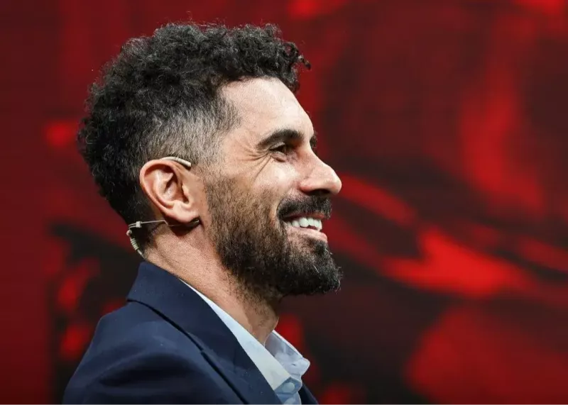 اینجا مثل تیم‌های دیگر نیست؛/ خط و نشان عالیشاه برای خریدهای جدید پرسپولیس!
