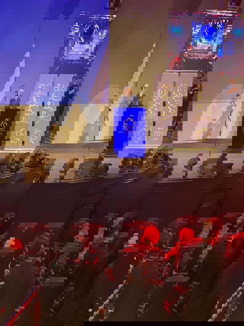 2198070