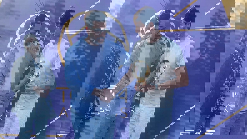 2198076