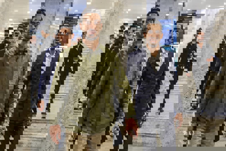 2198071