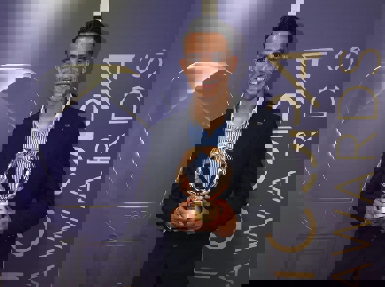 2198078