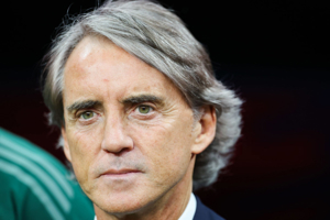 مانچینی، سفر بی‌بازگشت از ایتالیا به خلیج فارس