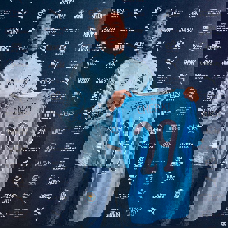 2198019