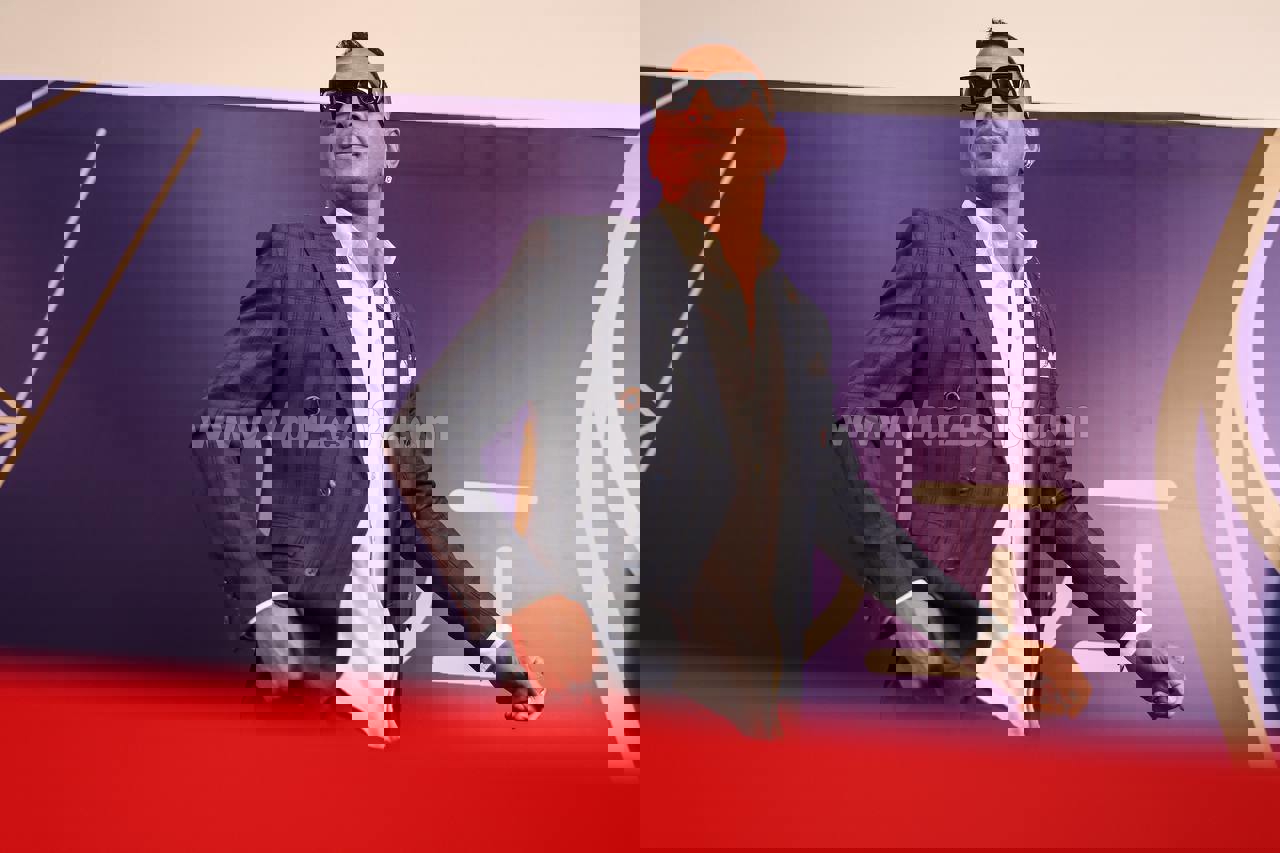 2198184