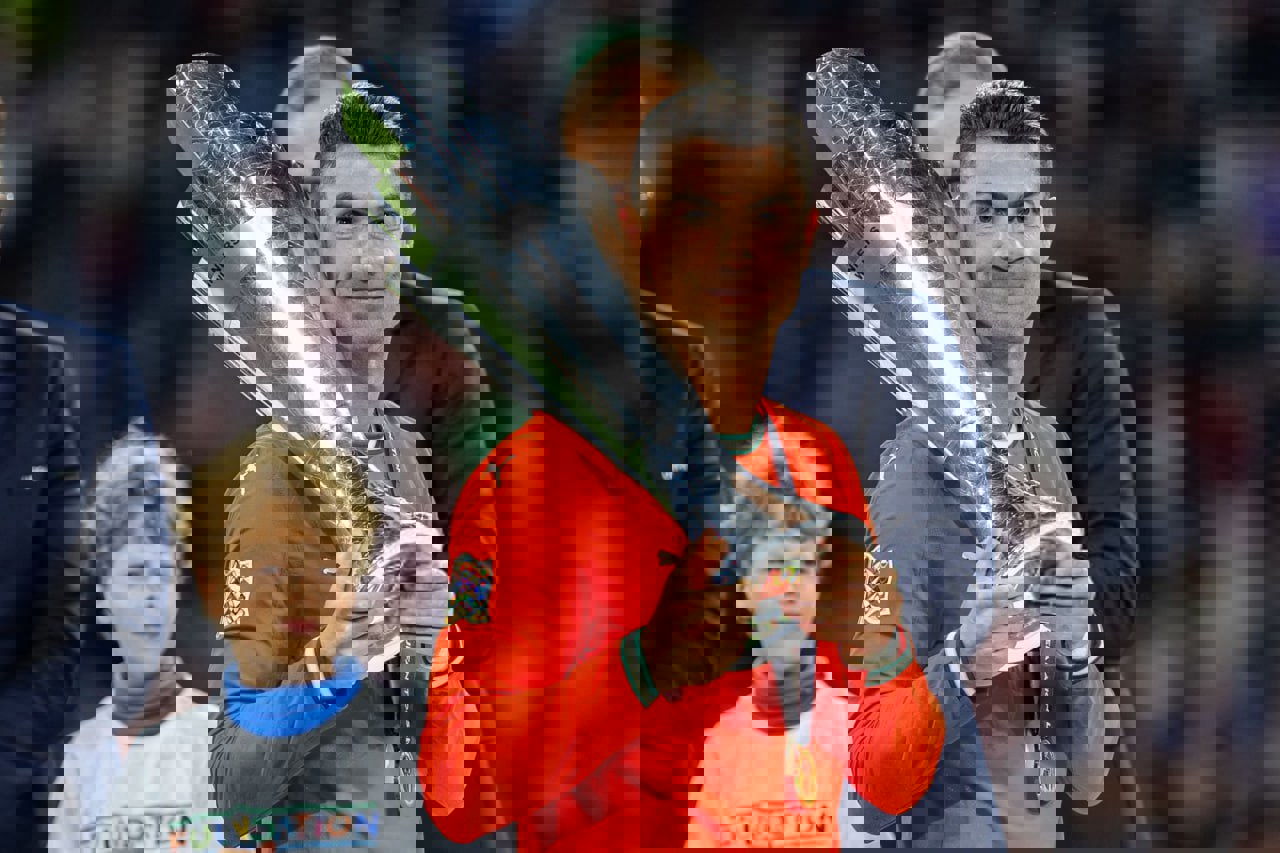2198352