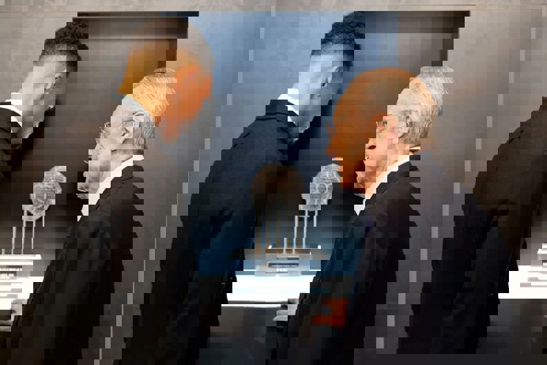 2198290