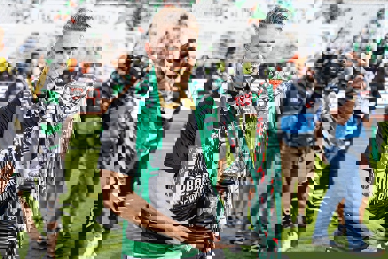 2198395