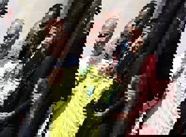 2198466