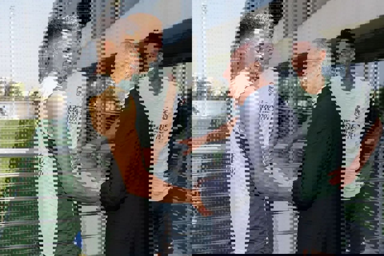 2198597