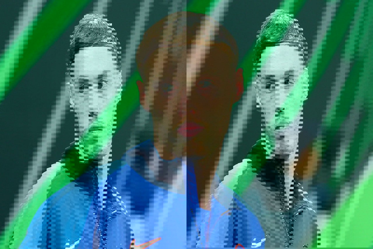 2198945