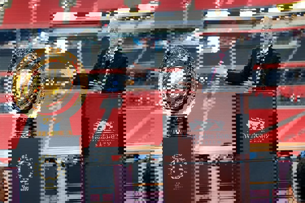2198729