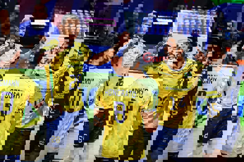 2198878