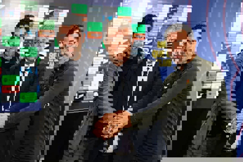 2198886