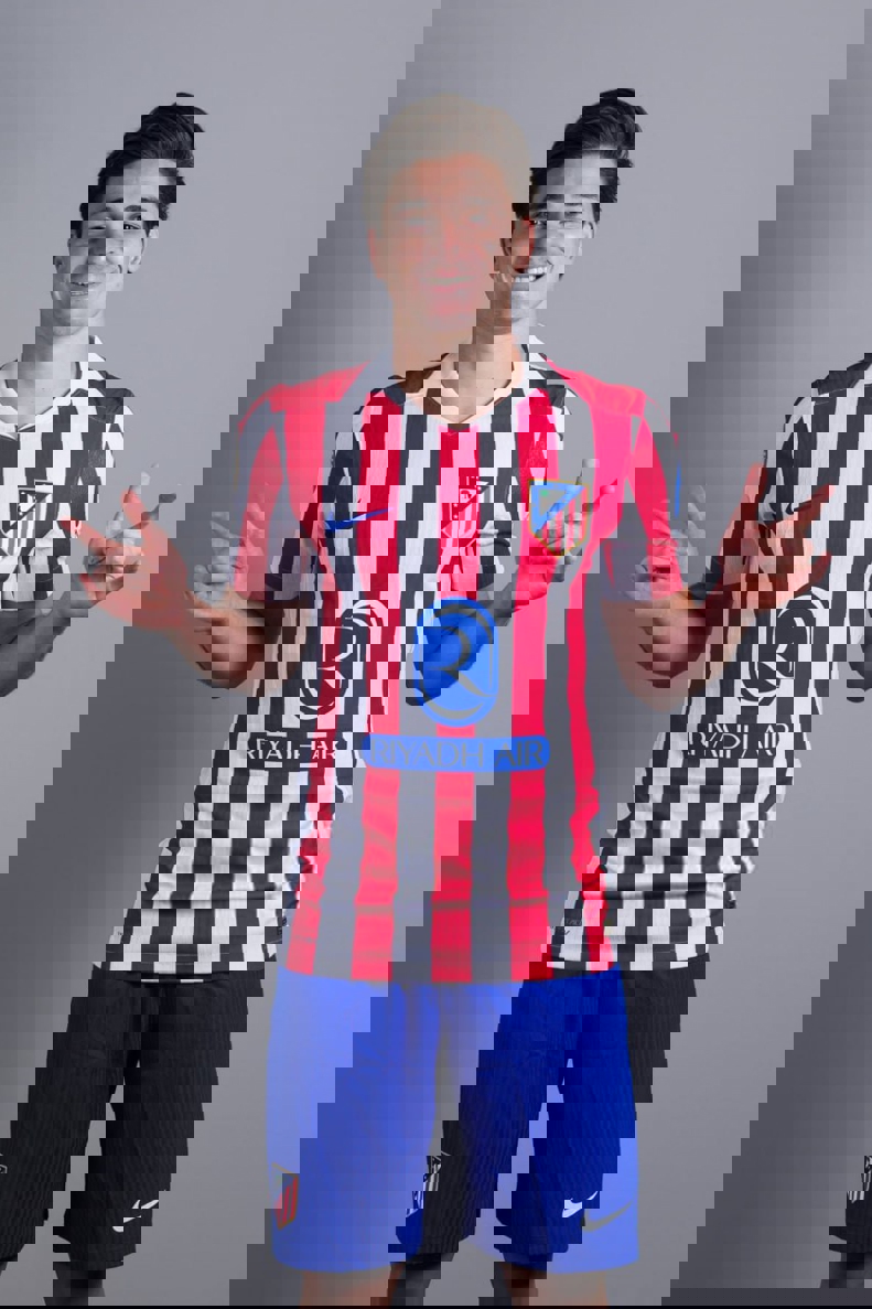 2198894