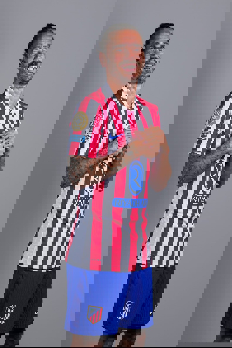 2198895