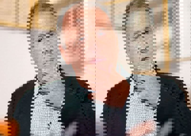 2198936