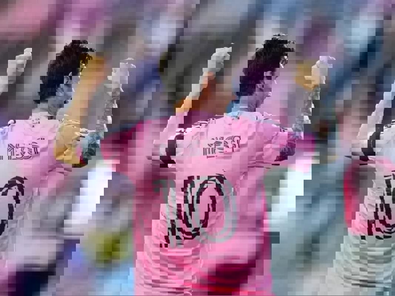 2198955